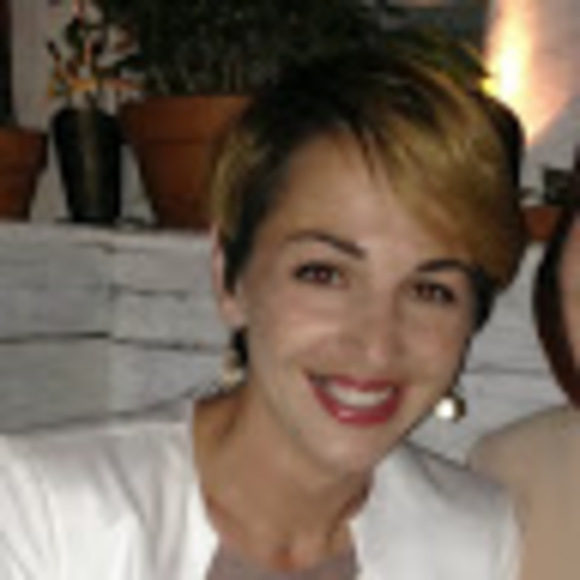 Meet your Posher, Kristen - Picture 1 of 1